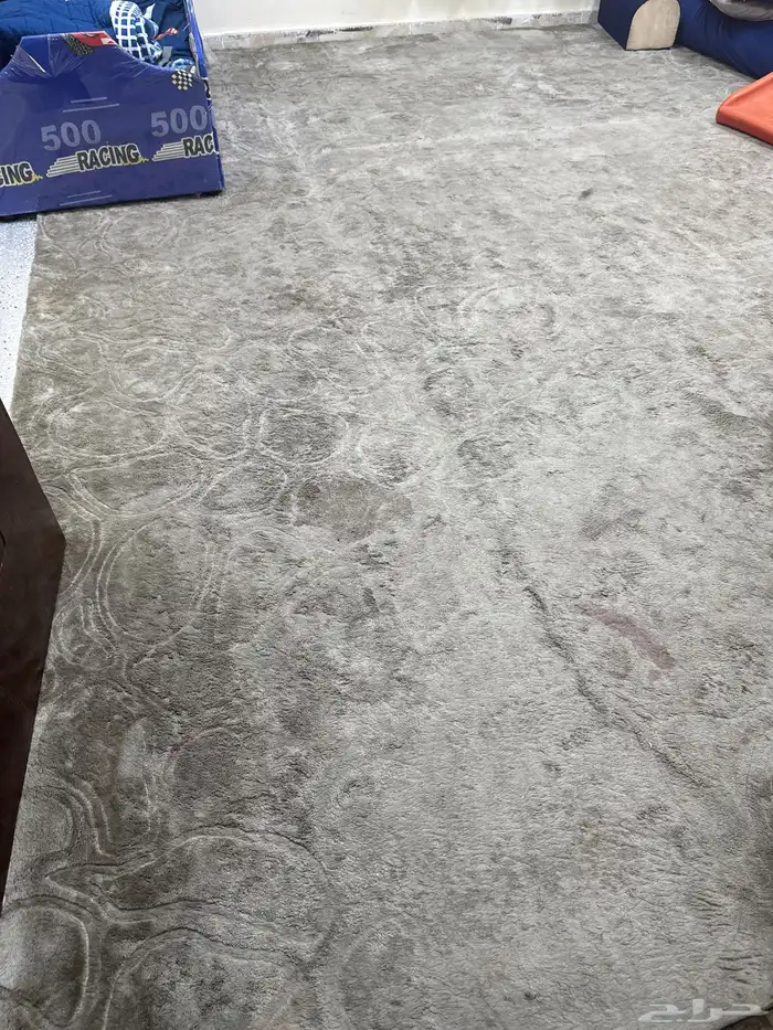 للبيع فرشه مع سرير اطفال وستاره 3