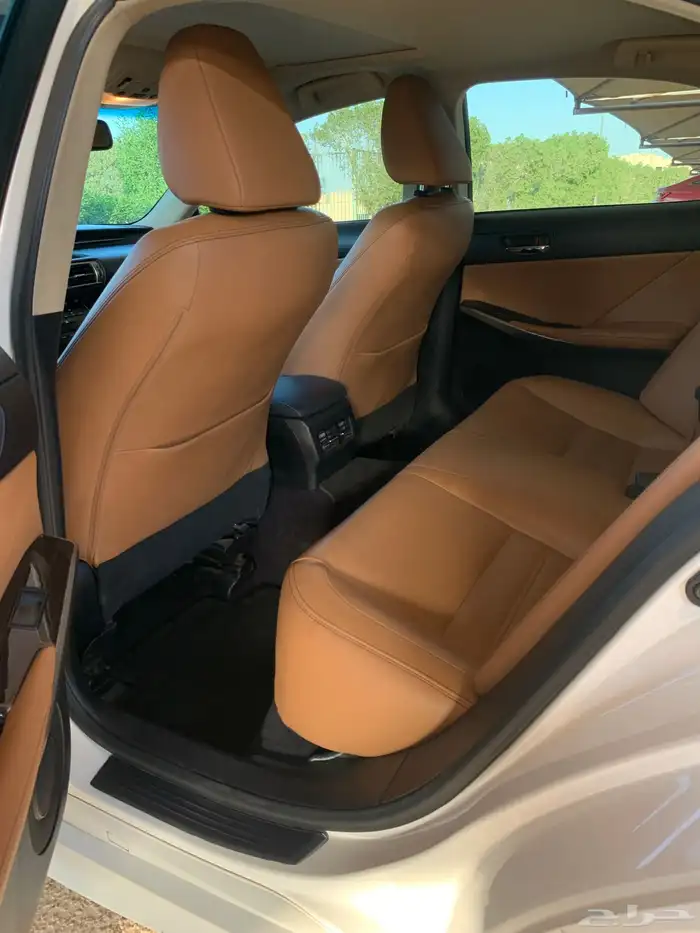 لكزس is350 ممشى قليل 13