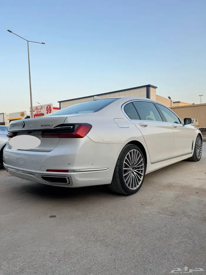 بي ام دبليو 2021 730 5