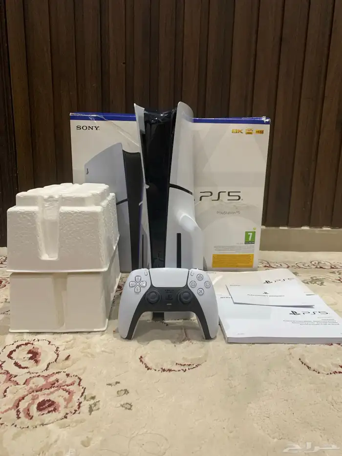 بلايستيشن 5 مدخل CD نسخة السلم 1 تيرا مع يد وجميع ملحقاته 0