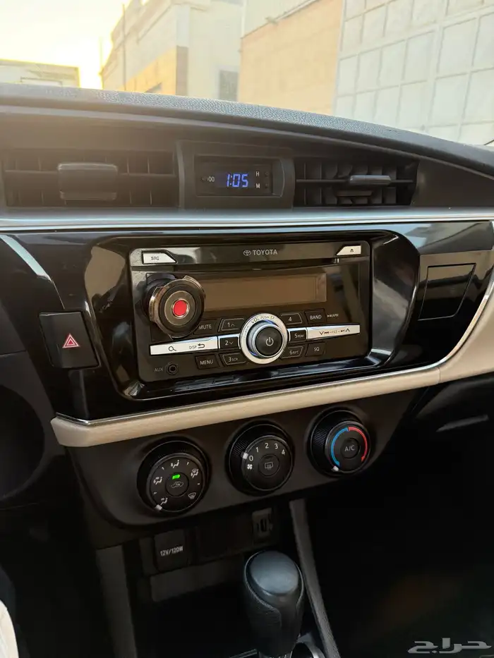 كورولا 2016 XLI - عداد 348 الف كم 13