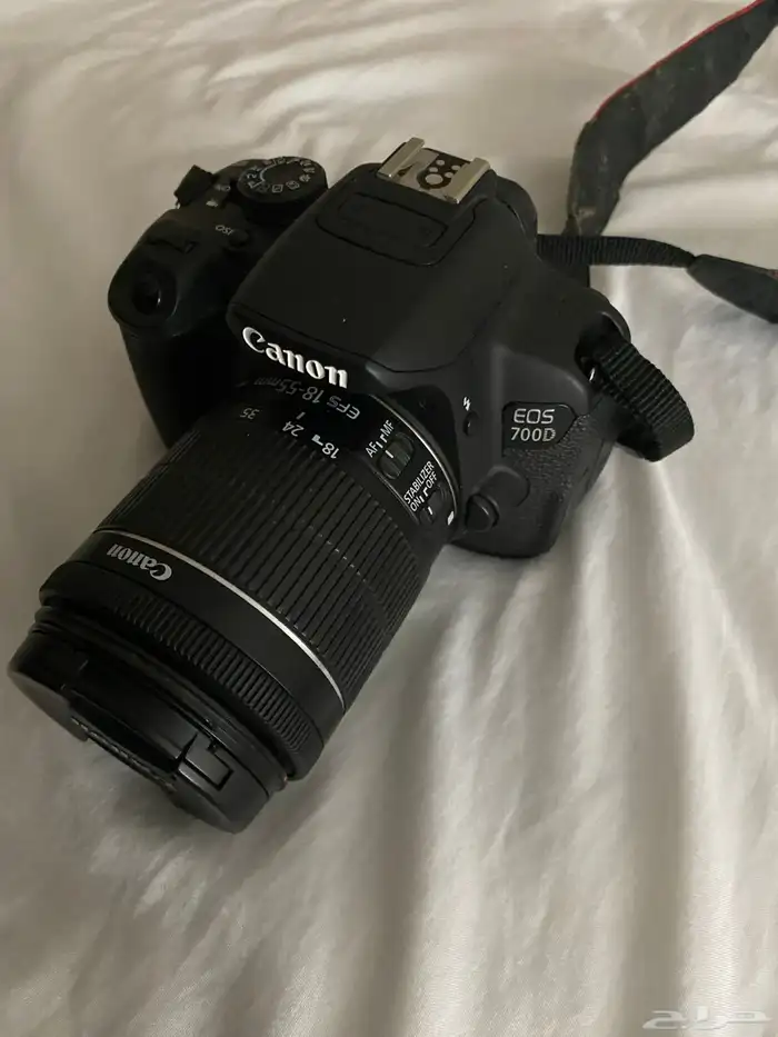 كاميرا كانون 8