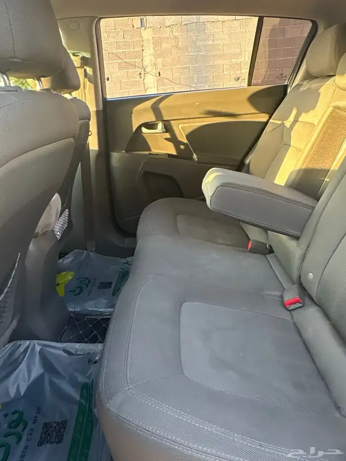 سياره كيا سبورتاج للبيع 13