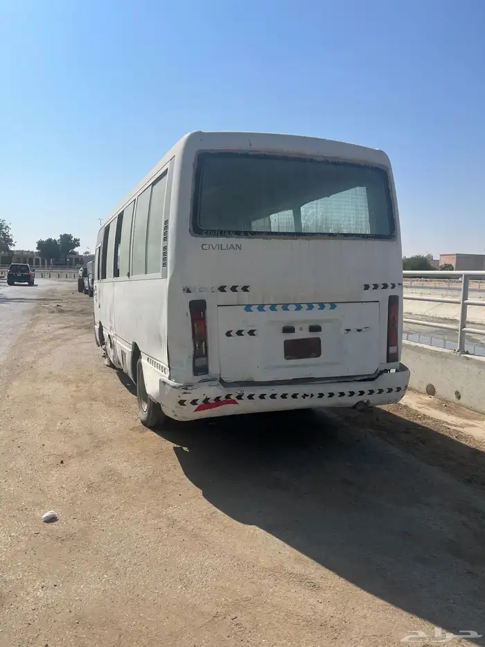 للبيع باص مسقط بنزيم 0