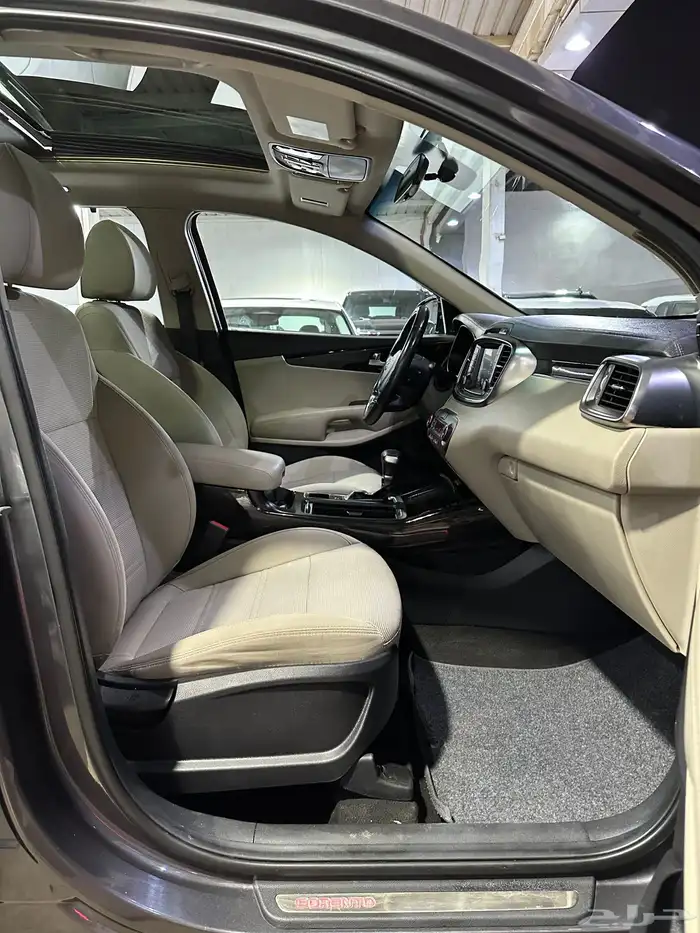 كيا سورنتو 2020 نص فل وكالة مشروط بدي ومحركات 36