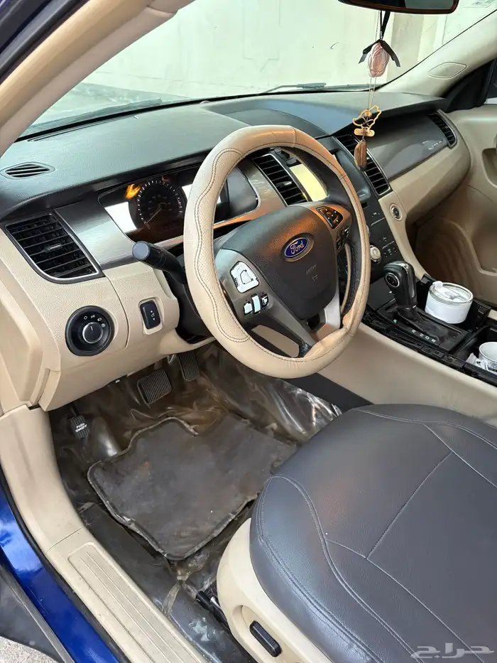 للبيع فورد تورس موديل 2015 9