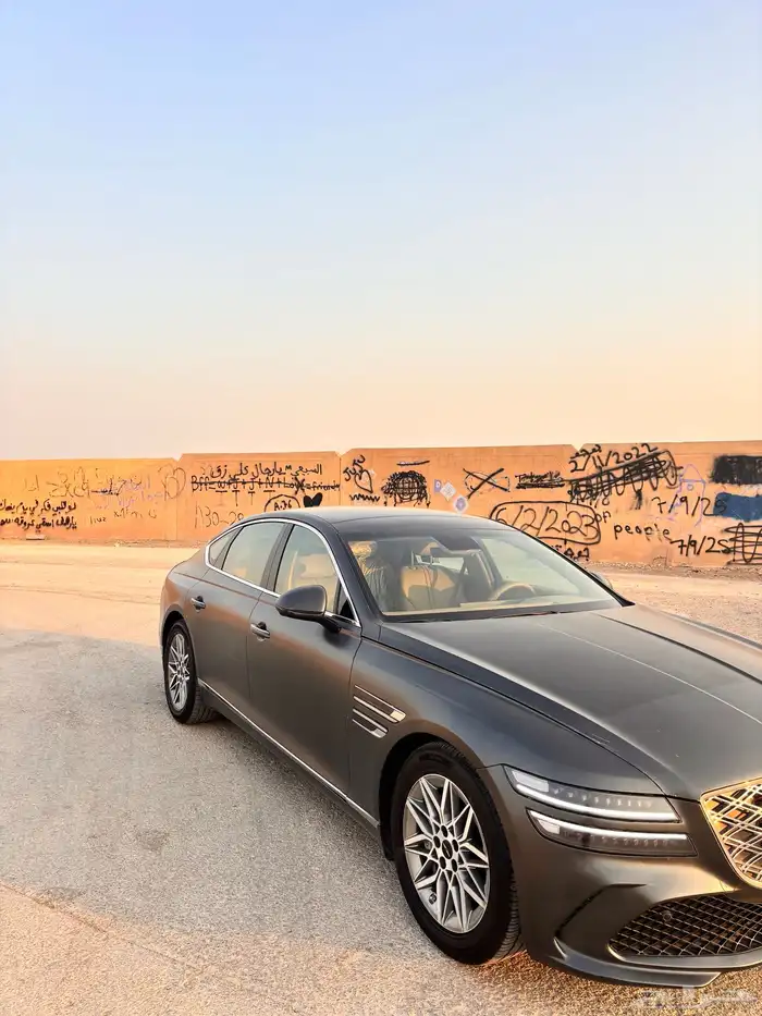 جنسس 2025 G80 14