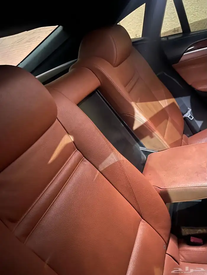 BMW X6 فل كامل 8 سلندر توين تيربو أسود ومن داخل جملي 4
