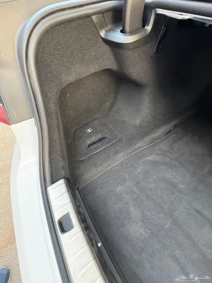 بي ام دبليو 2021 730 14