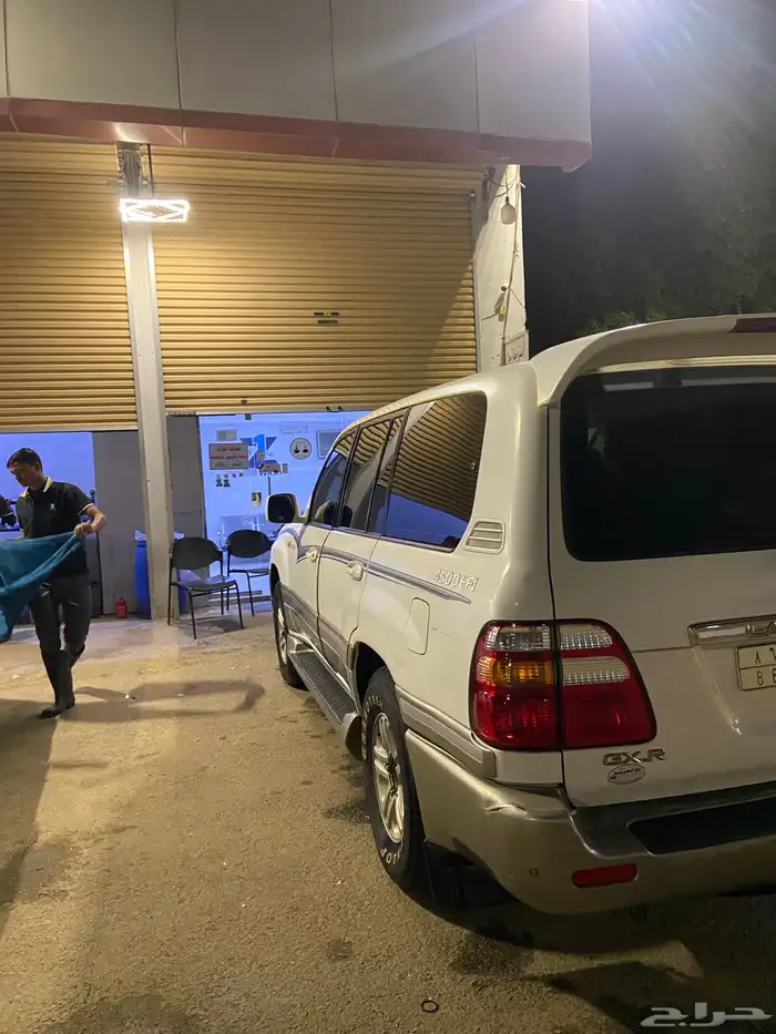 لاند Cruise 2005 فول كامل ماشي 450 000 البودي شرط 4