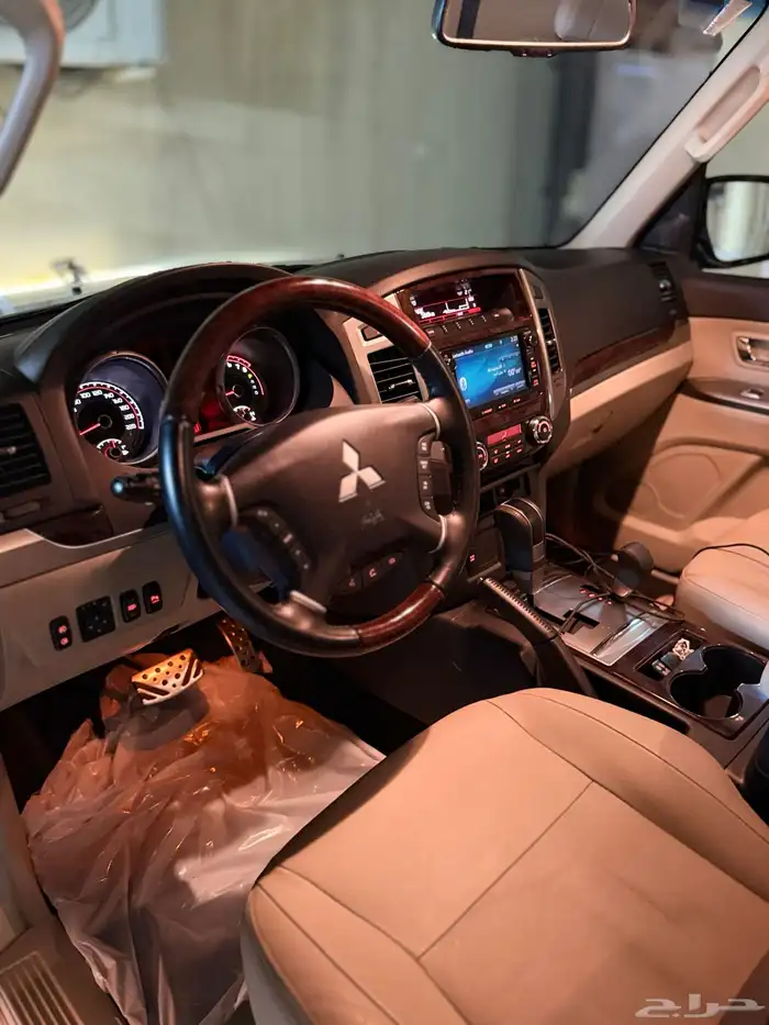 باجيرو 2020 فل كامل مخزن 12