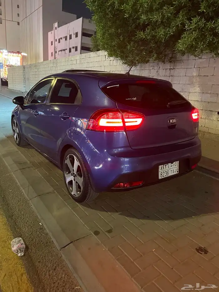 كيا ريو هاتش باك 2015 2