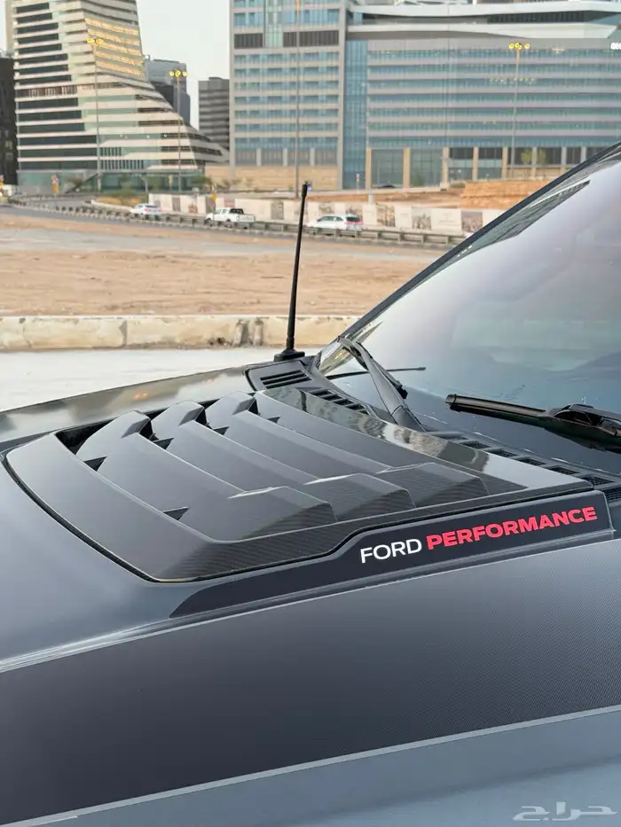فورد f150 رابتر 9