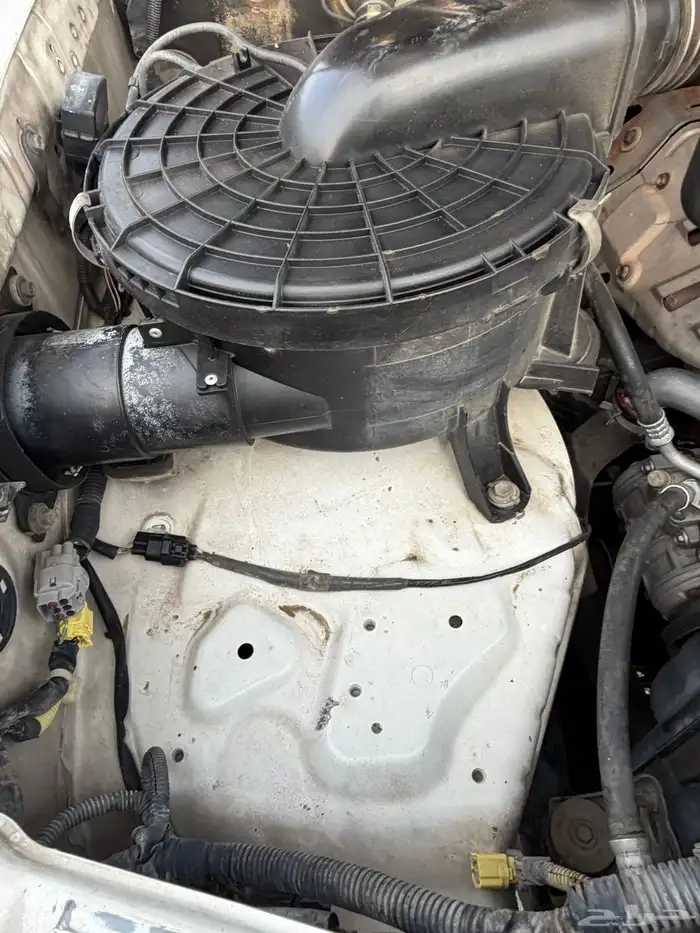 لاندكروزر صالون GXR 2000 24