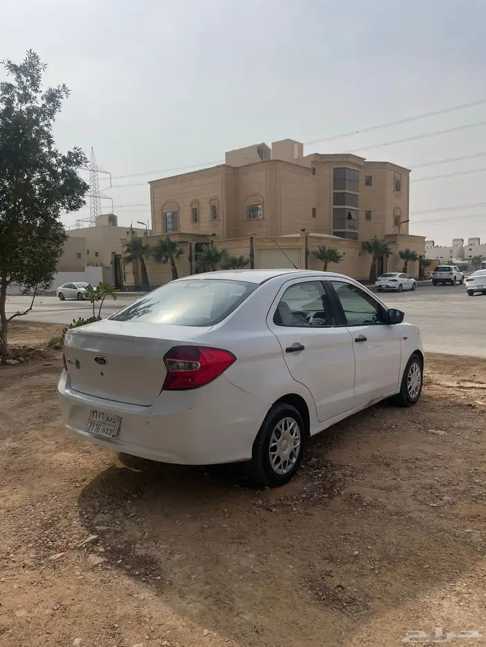 فورد فيجو 2018 نظيف 6