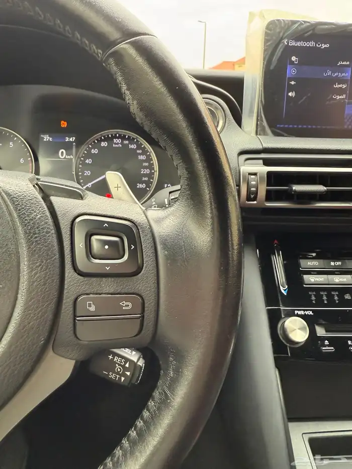 لكزس is300 للبيع مديل 2022 13