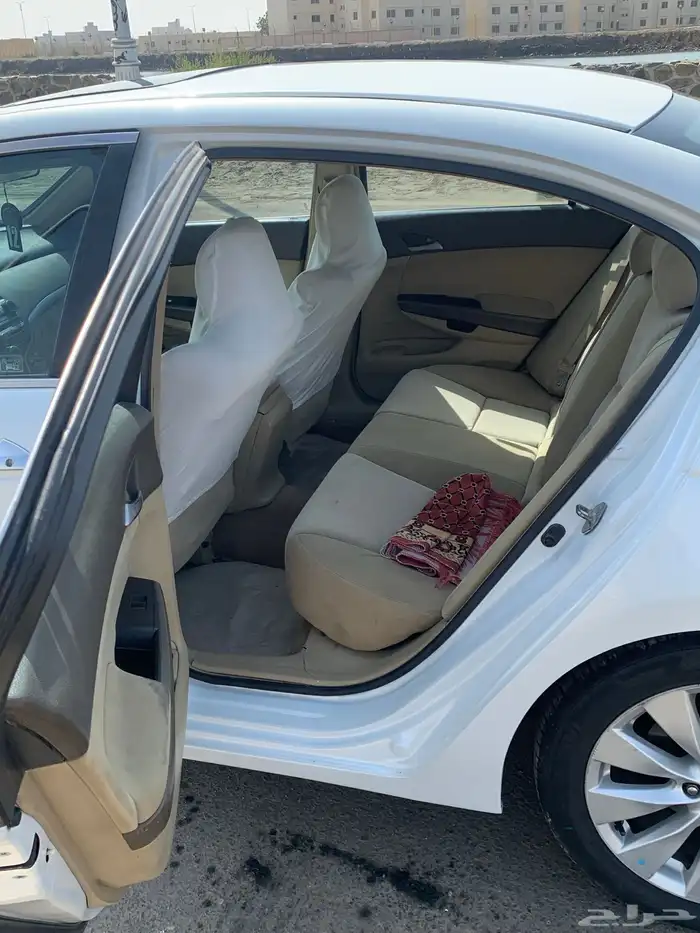 اكورد للبيع 1