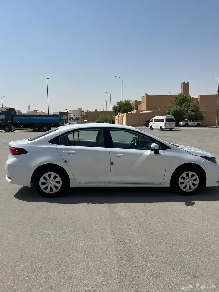 للبيع كورولا 2023 بدي ومحركات وكالة شرط 6