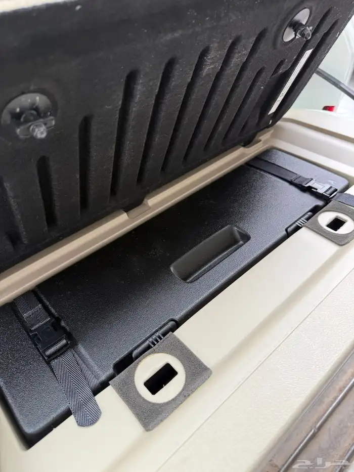 لاندكروزر GX.سعودي 6 سلندر 2021 عداد قليل مالك اول 15