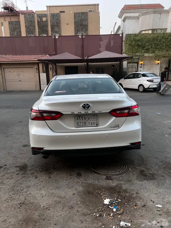 كامري هايبرد LE 3