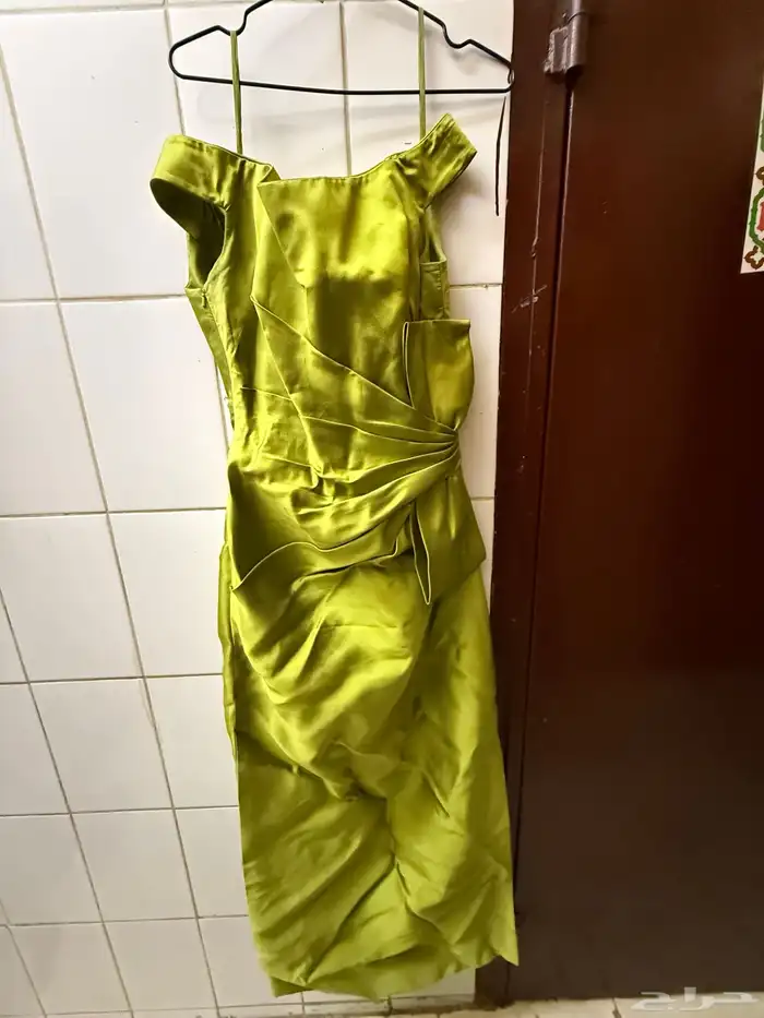 ملابس واحذيه 7