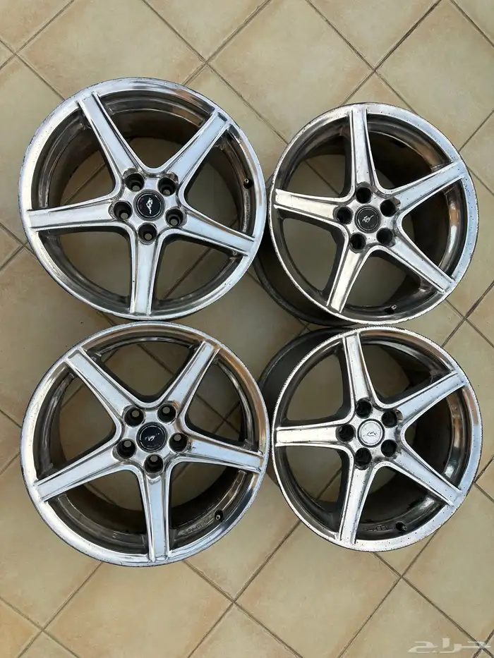 موستنج سالين 3