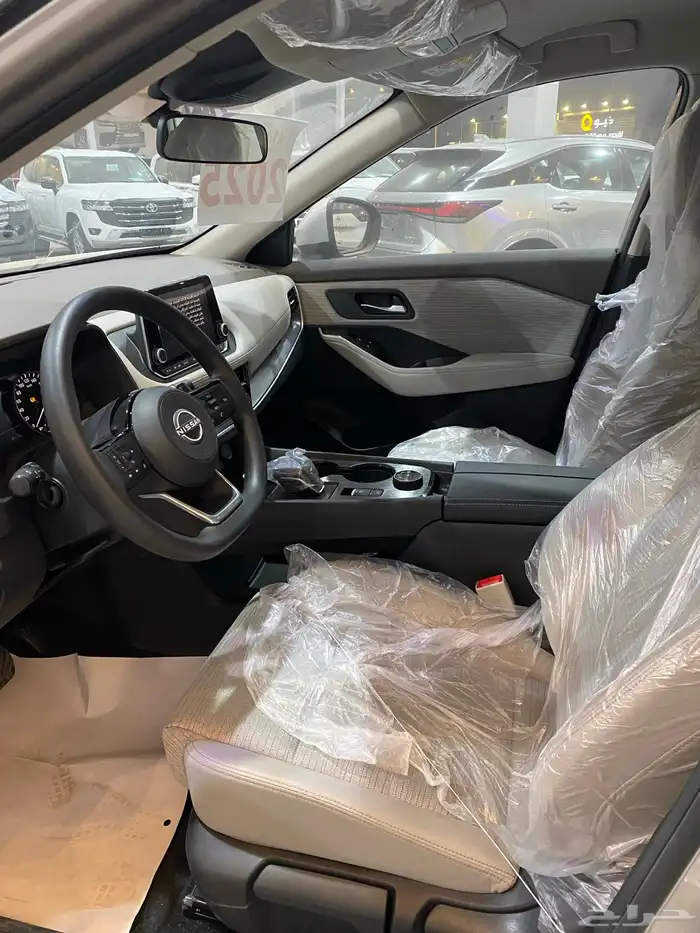 نيسان اكس تريل استاندر موديل 2025 5