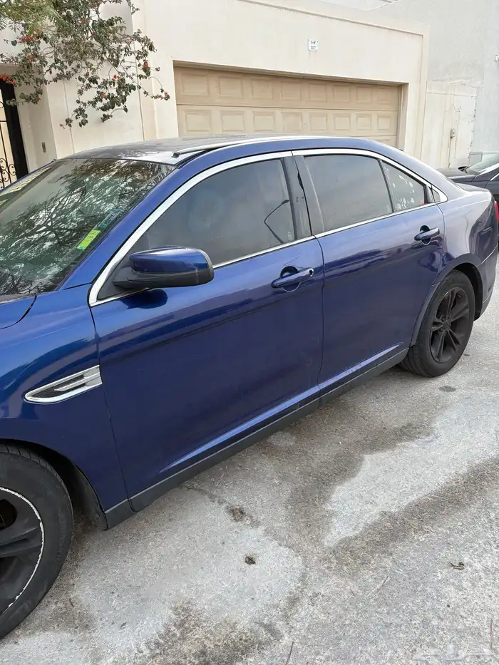 للبيع فورد تورس موديل 2015 16