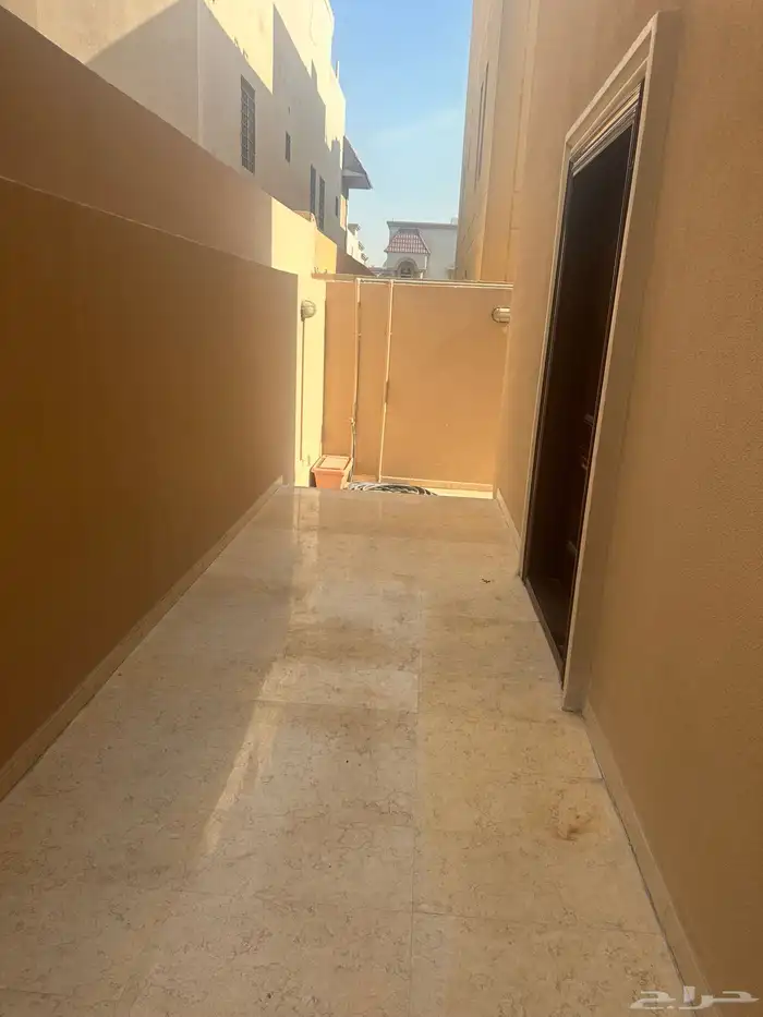 دوبلكس للايجار حي النزهة الدمام 5