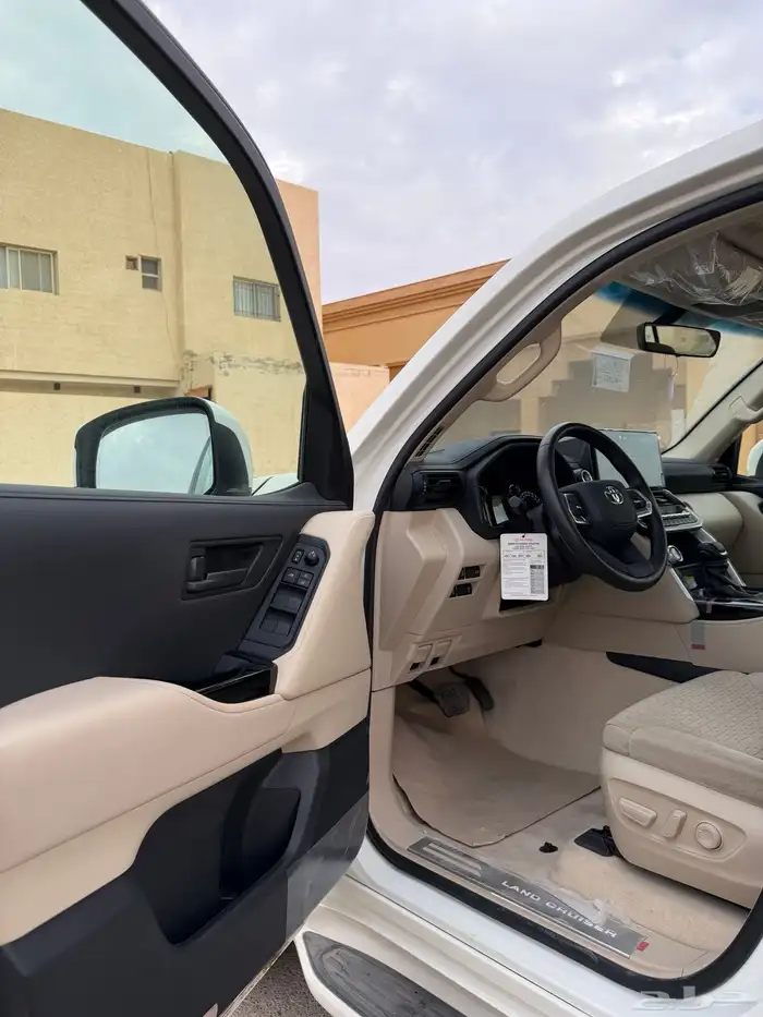 تويوتا جى اكس آر 2024 رقم (3) اول مالك 25