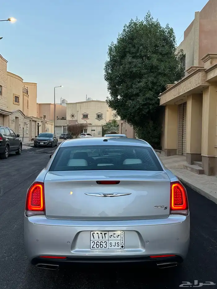 كرايزلر 2021 C300 4