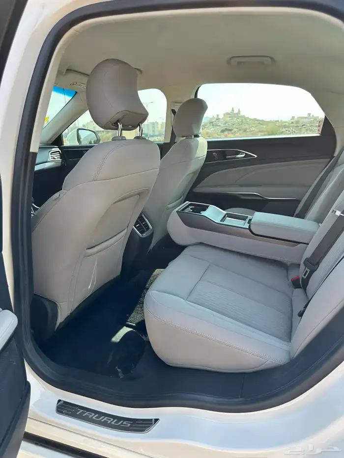 فورد توروس 6