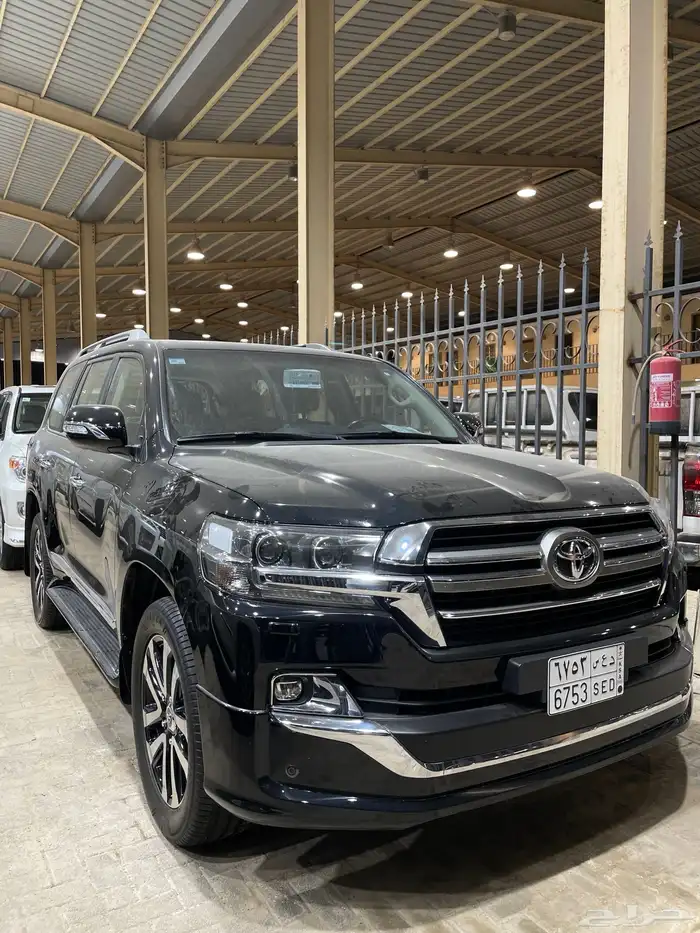 للبيع جيب جي اكس ار 2019 تورينق فل كامل عبداللطيف عداد 41 3