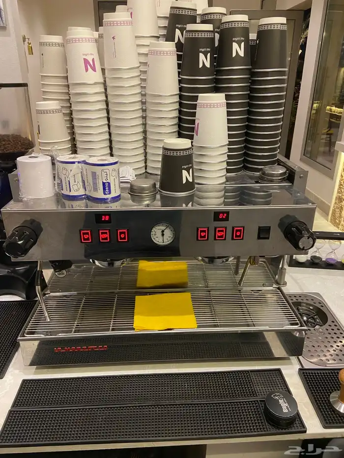 كافيه للبيع بكامل معد اته 1