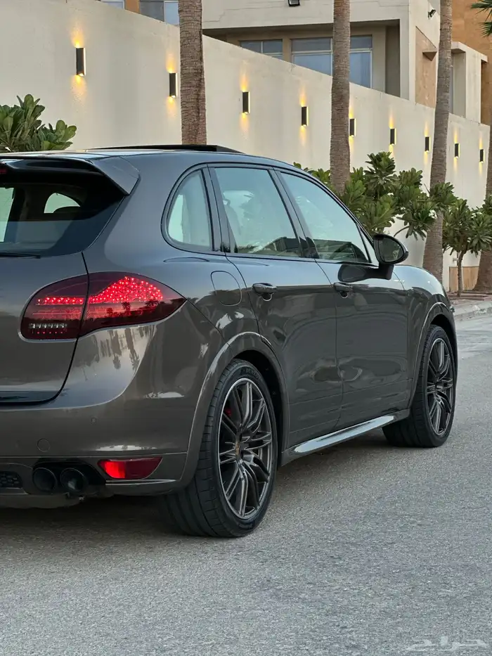 بورش كايين GTS 2013 شبه مخزن 9