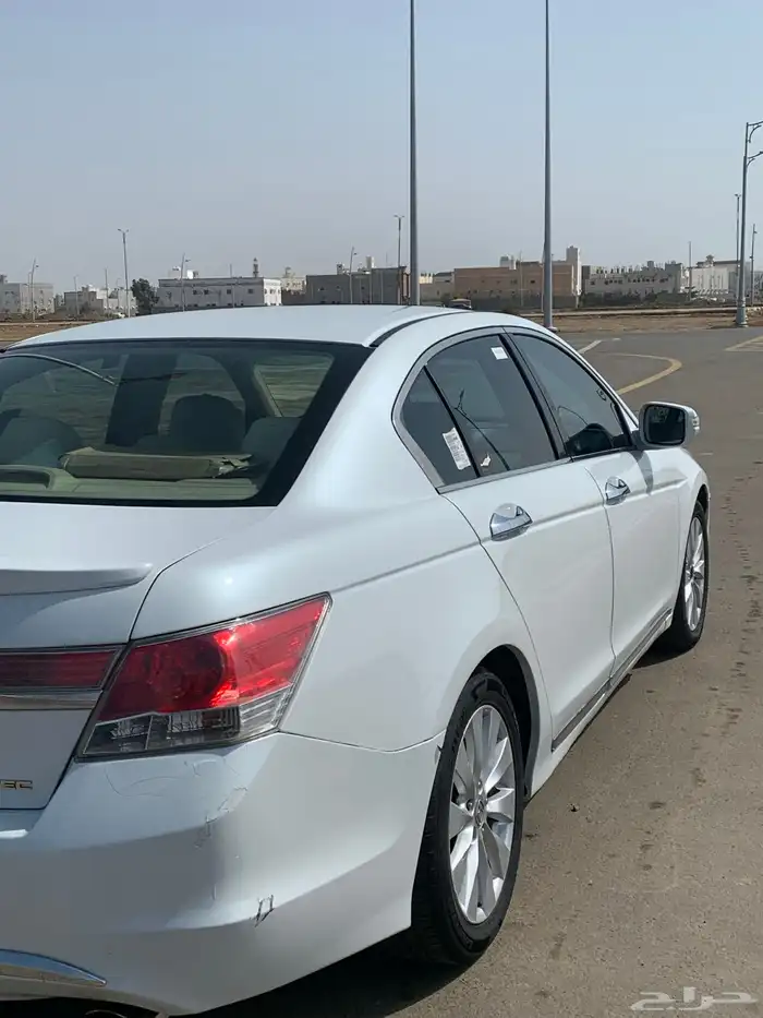 اكورد للبيع 4