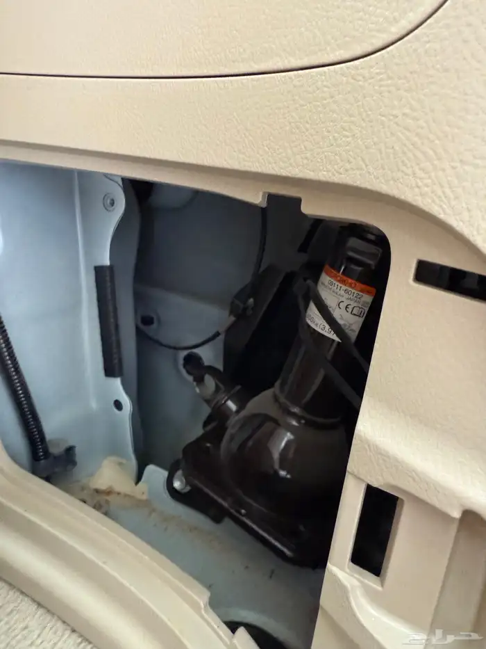 لاندكروزر GX.سعودي 6 سلندر 2021 عداد قليل مالك اول 18