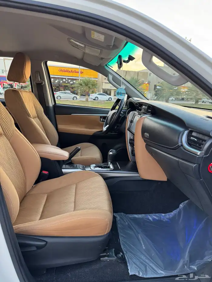 فورشنر 2022 6 سلندر VX 69