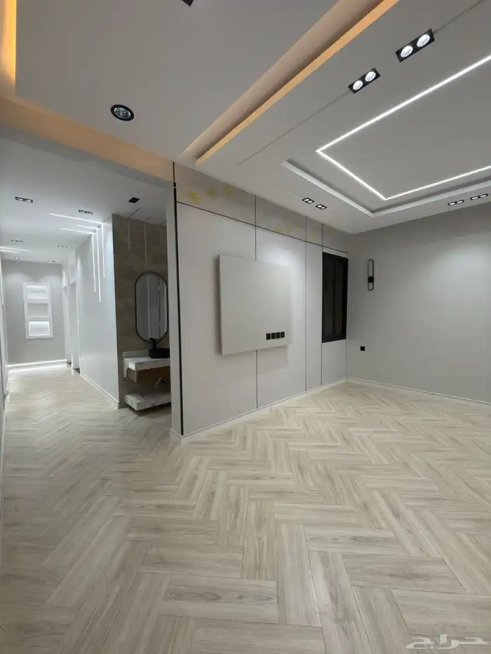 شقق علويه 6 غرف بتصميم مودرن مقابل ممشي الراقي -بسعر 550الف 12