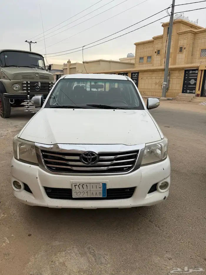 هايلوكس 2015 كلش شرط فيها كبر الكف معجون وتعديل الباب الخلف 8