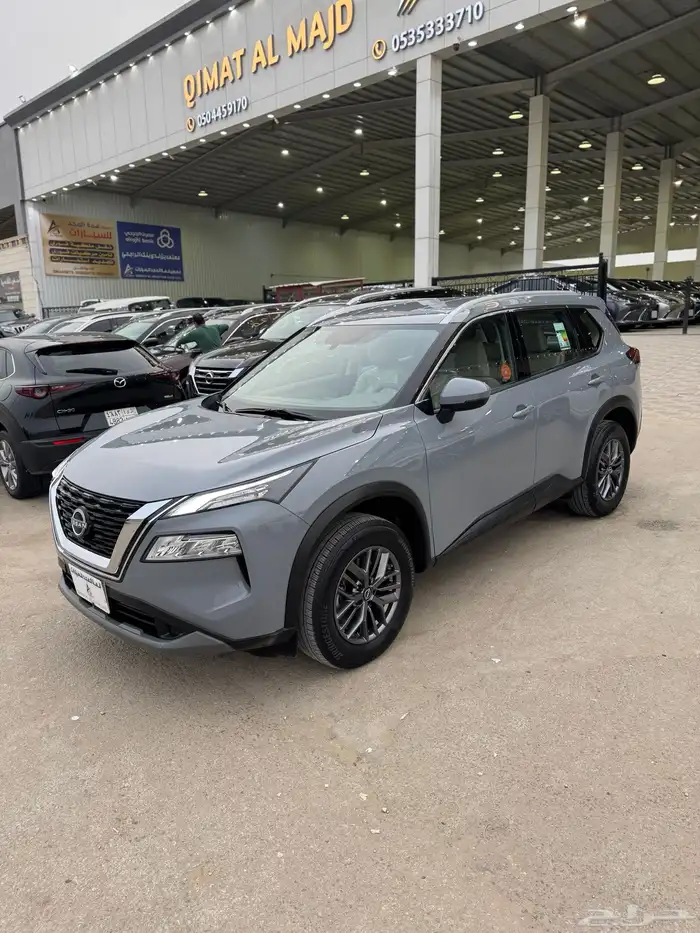 للبيع نيسان اكس تريل 2023 - نص فل - دبل -بحالة الوكاله 2
