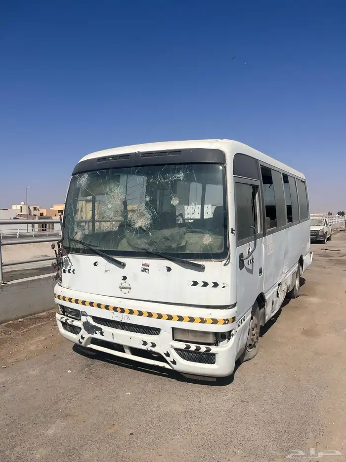 للبيع باص مسقط بنزيم 1