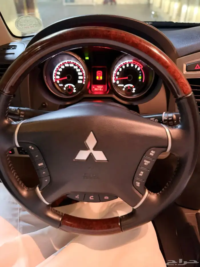 باجيرو 2020 فل كامل مخزن 16