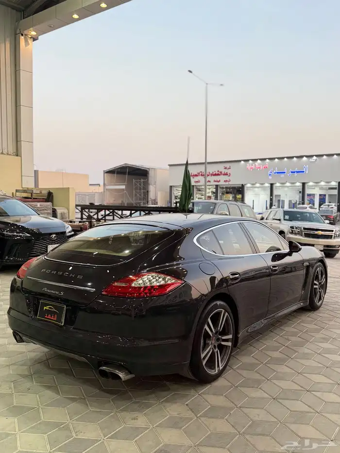 بورش - باناميرا - 2013 - 8 سلندر 3