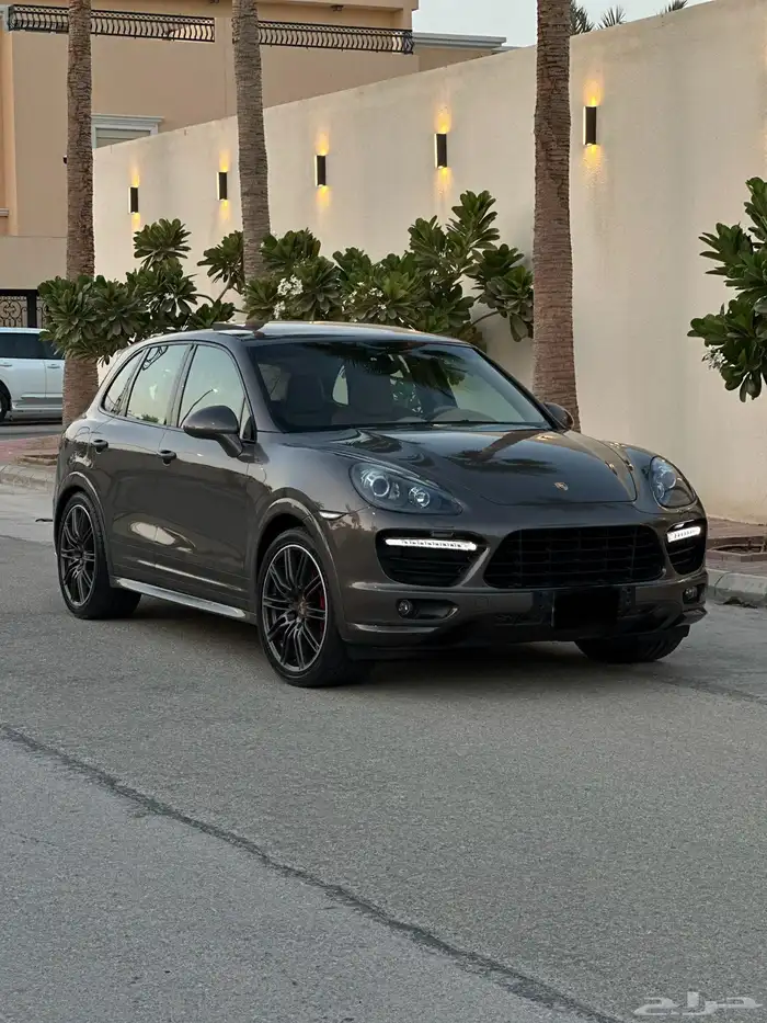 بورش كايين GTS 2013 شبه مخزن 1