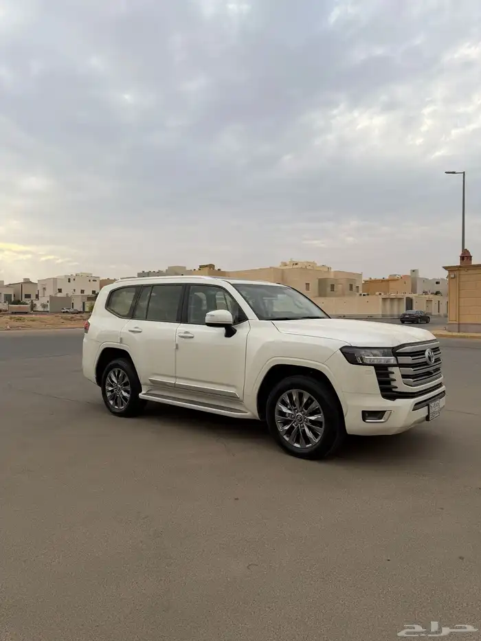 تويوتا جى اكس آر 2024 رقم (3) اول مالك 2