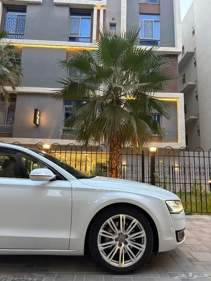 AUDI A8 2016 9