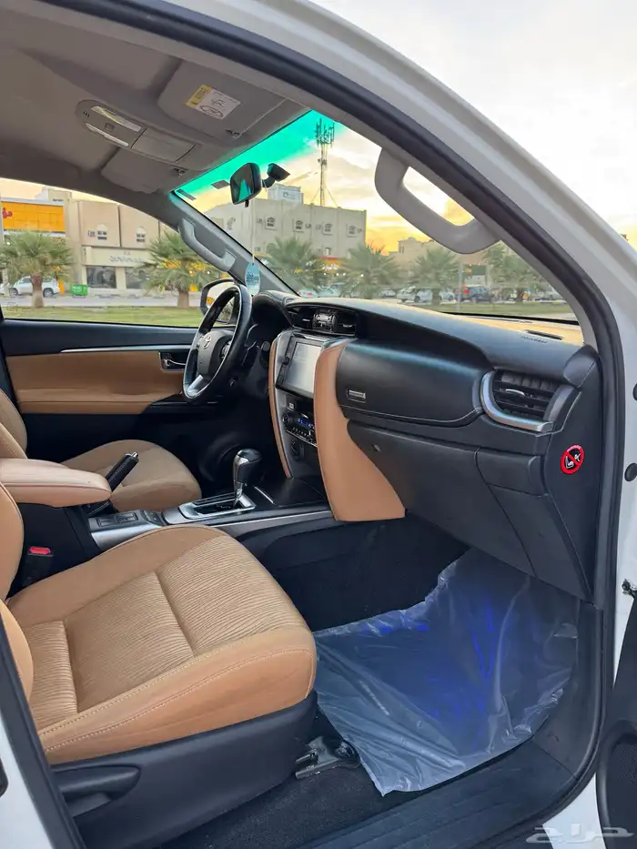 فورشنر 2022 6 سلندر VX 68