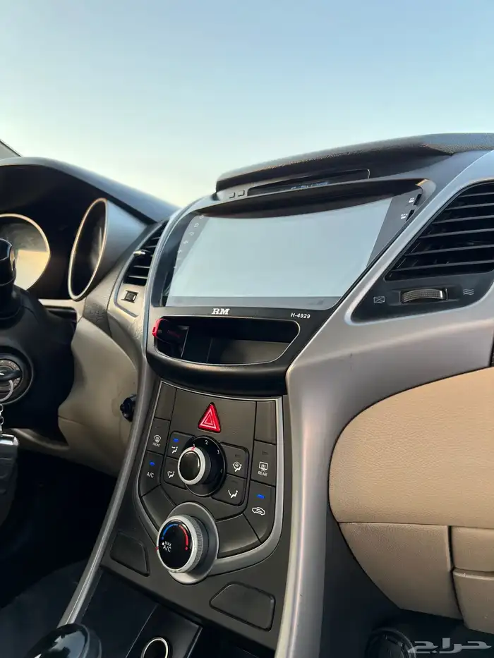 النترا 2000cc 10