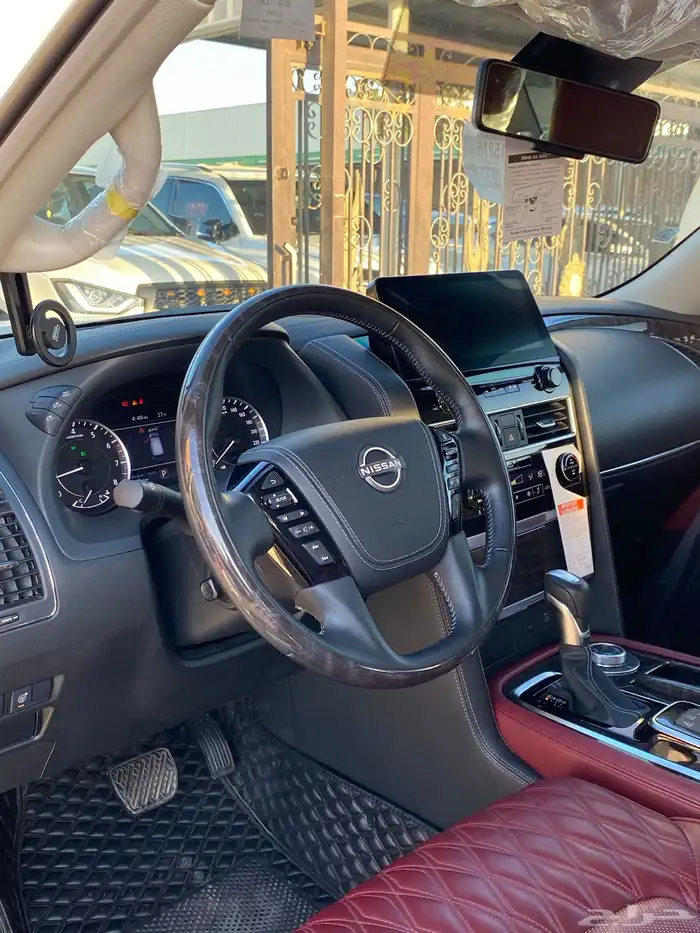 باترول بلاتينيوم 2023 V6 فل كامل مخزن 15